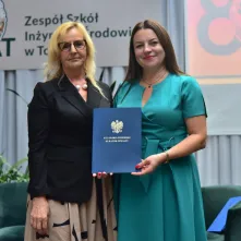 80-lecie Zespołu Szkół Inżynierii Środowiska w Toruniu, wręczenie Medalu "Za Zasługi dla Miasta Torunia"