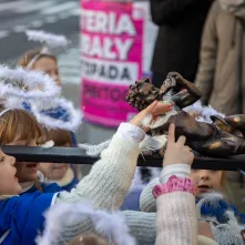 Anioł przy Domu Pizzy i Tapas 