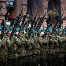 Uroczystości na Rynku Staromiejskim z okazji 107. rocznicy odzyskania niepodległości