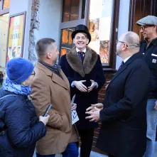 Toruńska starówka wzbogaciła się o kolejnego, siódmego aniołka.