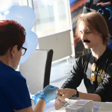 Profilaktyka z pełnym gazem – „Męski Serwis” na MotoArenie