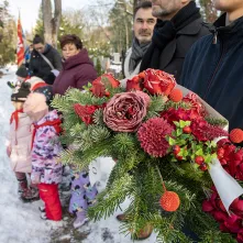 Prezydent Miasta Torunia Paweł Gulewski i Przewodniczący Rady Miasta Torunia Łukasz Walkusz uczcili pamięć Honorowych Obywateli Miasta Torunia składając wiązanki kwiatów na grobach Wandy Szuman i o. Władysława Wołoszyna.