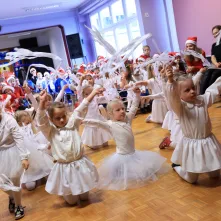 Dziewiątka czytała z Mikołajem, 8.12.2025