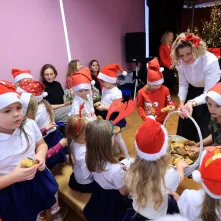 Dziewiątka czytała z Mikołajem, 8.12.2025