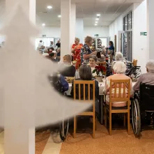 Z życzeniami dla mieszkańców i pracowników Domu Pomocy Społecznej w Toruniu