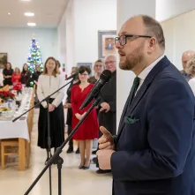 Z życzeniami dla mieszkańców i pracowników Domu Pomocy Społecznej w Toruniu