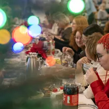 Z życzeniami dla mieszkańców i pracowników Domu Pomocy Społecznej w Toruniu