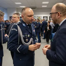 Z życzeniami spokojnej służby