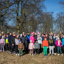 Międzypokoleniowy bieg w Parku Glazja