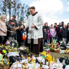 Święconka w kasku – wielkanocna tradycja na dwóch kołach