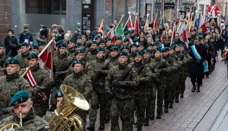 Uroczystości na Rynku Staromiejskim z okazji 107. rocznicy odzyskania niepodległości