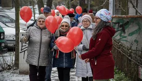 Seniorzy obchodzą Dzień Życzliwości