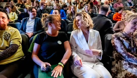 „Piękna i Bestia” w wykonaniu Teatru „Czy TAK, czy NIE?”