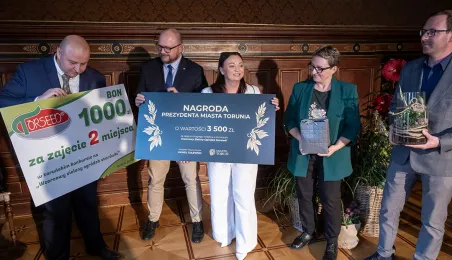 Wręczenie nagrody laureatowi II i III miejsca Grande Coffee