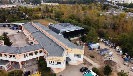 Basen rehabilitacyjny przy Zespole Szkół nr 19 na ukończeniu