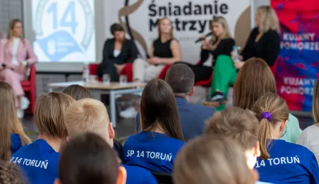 „Sport jest kobietą – Śniadanie Mistrzyń” - spotkanie w sali gimnastycznej SP 14