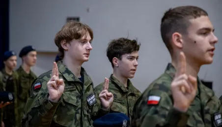 Otwarcie strzelnicy pneumatycznej w Zespole Szkół Samochodowych