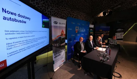 Podpisanie umowy na zakup autobusów elektrycznych
