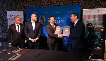 Podpisanie umowy na zakup autobusów elektrycznych