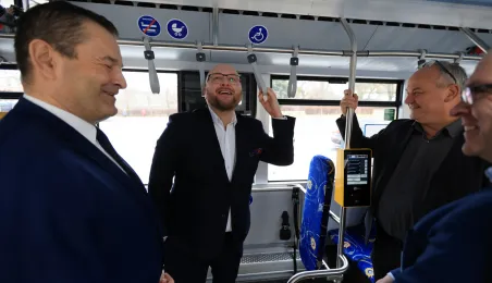 Podpisanie umowy na zakup autobusów elektrycznych