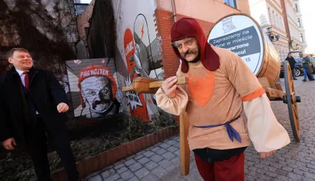 Legendy toruńskiej starówki na muralu