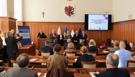 Wręczenie umów na dofinansowanie dwóch projektów