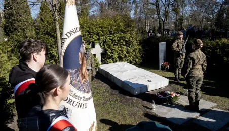 Urodzinowe kwiaty dla gen. Zawackiej, 19.03.2025 r.