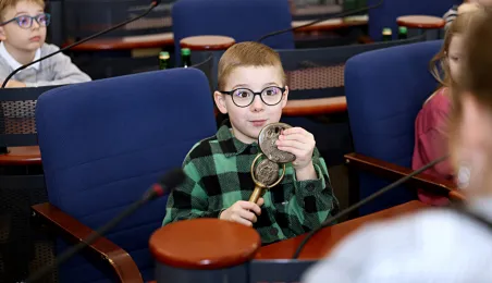 Uczniowie SP 12 w Urzędzie Miasta Torunia, 12.03.2025 r.