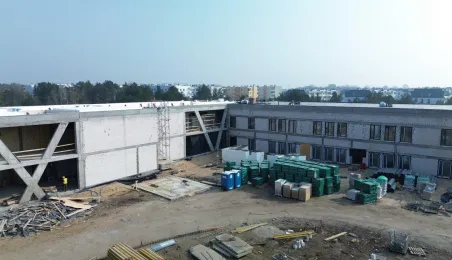 Budowa szkoły podstawowej przy ul. Grasera - stan prac na 12.03.2025 r.