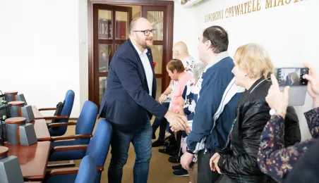 Seniorzy w Urzędzie Miasta Torunia, 5.06.2025 r.