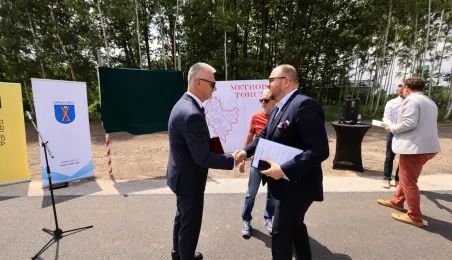 Toruń połączony z Lubiczem