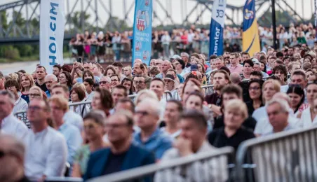 Dni Torunia 2025: koncert TOS na Bulwarze Filadelfijskim