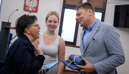 Wizyta uczestników obozu „Młodzież dla pokoju” w Urzędzie Miasta Torunia