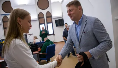 Wizyta uczestników obozu „Młodzież dla pokoju” w Urzędzie Miasta Torunia