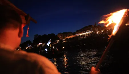 9. Festiwal Wisły - nocna parada łodzi i statków, widowisko światło-dźwięk