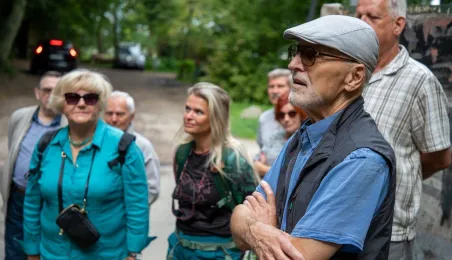 Odsłonięcie tablicy na Kępie Bazarowej