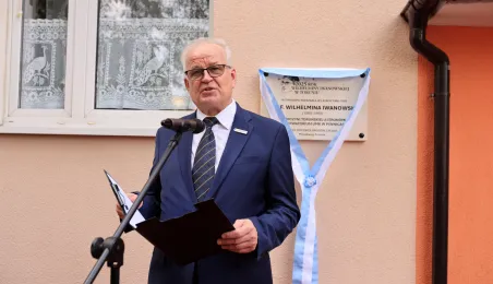 Odsłonięcie tablicy pamięci prof. Wilhelminy Iwanowskiej