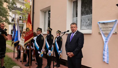 Odsłonięcie tablicy pamięci prof. Wilhelminy Iwanowskiej