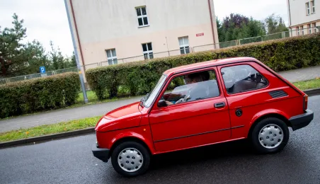 70 lat toruńskiej "Samochodówki", parada