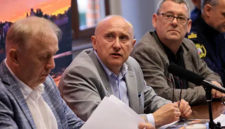 24 października br. w Urzędzie Miasta Torunia odbyła się konferencja prasowa, w trakcie której zaprezentowaliśmy zmiany w organizacji ruchu, funkcjonowaniu komunikacji miejskiej w okresie Wszystkich Świętych.