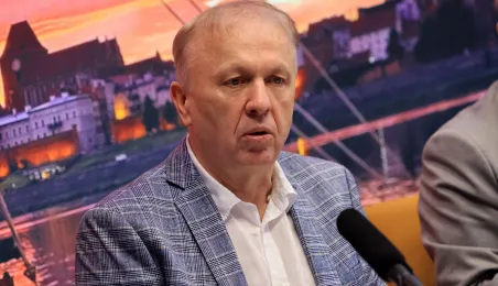 24 października br. w Urzędzie Miasta Torunia odbyła się konferencja prasowa, w trakcie której zaprezentowaliśmy zmiany w organizacji ruchu, funkcjonowaniu komunikacji miejskiej w okresie Wszystkich Świętych.