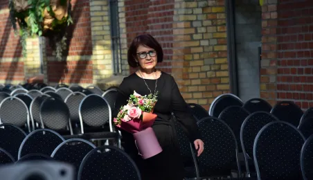 80-lecie Zespołu Szkół Inżynierii Środowiska w Toruniu, wręczenie Medalu "Za Zasługi dla Miasta Torunia"