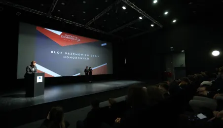 Euroorbita – Konstelacja Demokracja 