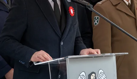 Uroczystości na Rynku Staromiejskim z okazji 107. rocznicy odzyskania niepodległości