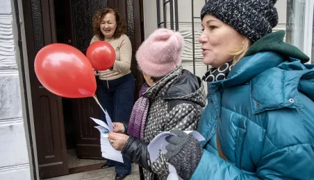 Seniorzy obchodzą Dzień Życzliwości