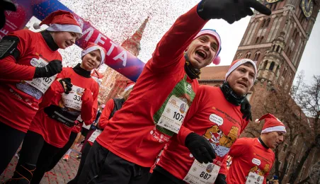 Festiwal Biegów Świętych Mikołajów w Toruniu