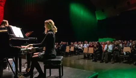 Świąteczne spotkanie z emerytowanymi pracownikami