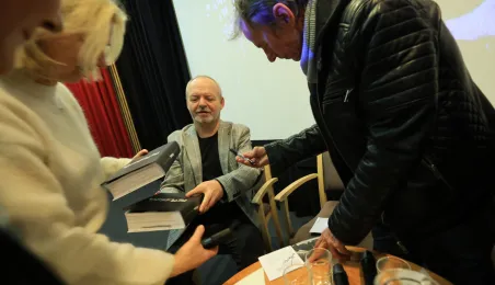 W ramach trwających 12. Dni Grzegorza Ciechowskiego w kinie Centrum Sztuki Współczesnej "Znaki Czasu" odbyło się spotkanie z członkami zespołu Republika.