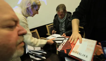 W ramach trwających 12. Dni Grzegorza Ciechowskiego w kinie Centrum Sztuki Współczesnej "Znaki Czasu" odbyło się spotkanie z członkami zespołu Republika.