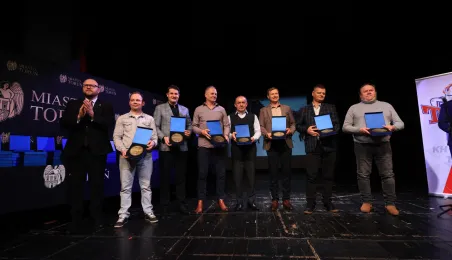 Toruń świętuje 100-lecie hokeja na lodzie